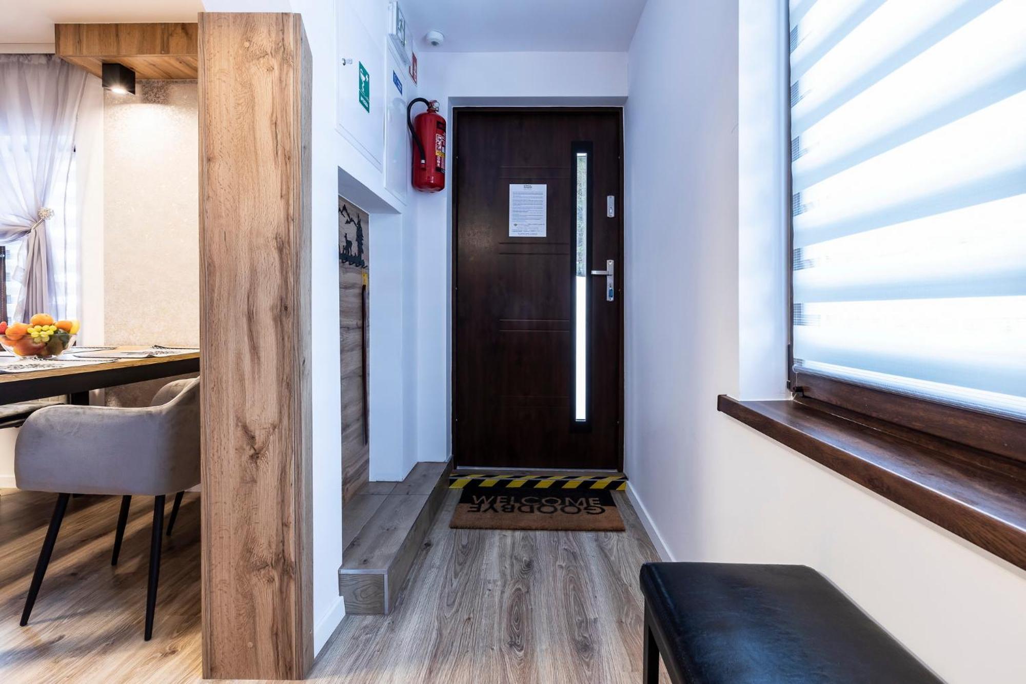 Apartament Tatravika Z Basenem I Widokiem Koscielisko Exterior photo